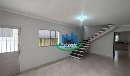 Sobrado com 3 dormitórios à venda, 220 m² por R$ 600.000,00 - Parque Flamengo - Guarulhos/SP