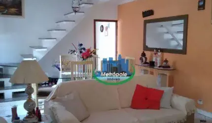 Sobrado com 3 dormitórios à venda, 230 m² por R$ 775.000,00 - Jardim Jovaia - Guarulhos/SP