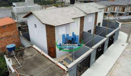 Sobrado com 2 dormitórios à venda, 70 m² por R$ 410.000 - Jardim Jasmim - Itaquaquecetuba/SP