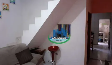 Sobrado com 4 dormitórios à venda, 90 m² por R$ 408.000,00 - Jardim Presidente Dutra - Guarulhos/SP