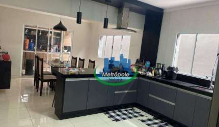 Sobrado com 3 dormitórios à venda, 278 m² por R$ 600.000,00 - Jardim Jovaia - Guarulhos/SP