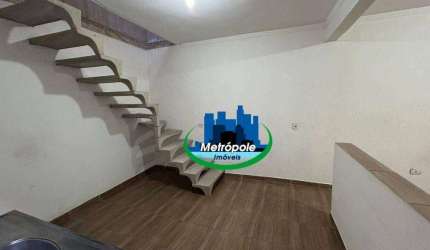 Sobrado com 2 dormitórios para alugar, 60 m² por R$ 1.300,01/mês - Taboão - Guarulhos/SP