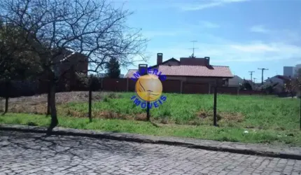 Terreno à venda no Desvio Rizzo, Caxias do Sul  por R$ 1.100.000