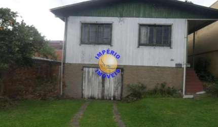 Terreno à venda no Rio Branco, Caxias do Sul  por R$ 400.000