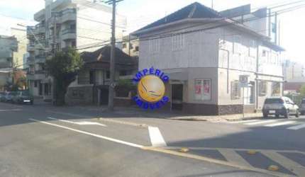 Terreno à venda no São Pelegrino, Caxias do Sul  por R$ 1.280.000