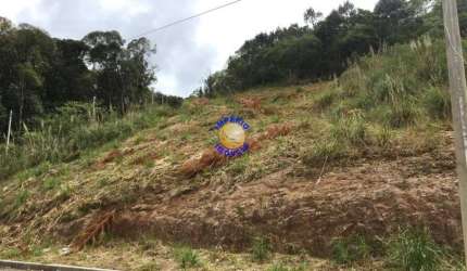 Terreno à venda no Desvio Rizzo, Caxias do Sul  por R$ 110.000