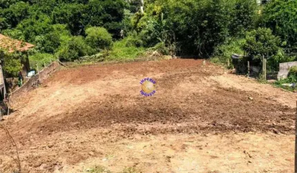 Terreno à venda no Arco Baleno, Caxias do Sul  por R$ 380.000