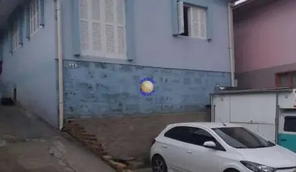 Casa com 4 quartos à venda em Reolon, Caxias do Sul , 162 m2 por R$ 370.000