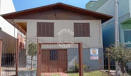 Casa com 7 quartos à venda no Santa Catarina, Caxias do Sul , 275 m2 por R$ 399.000