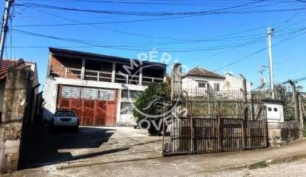Casa com 3 quartos à venda no Desvio Rizzo, Caxias do Sul , 196 m2 por R$ 960.000