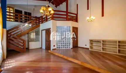 Casa em condomínio fechado com 4 quartos para alugar na Rua Eliezer Disaró Fangueiro, 271, Uberaba, Curitiba, 422 m2 por R$ 18.000