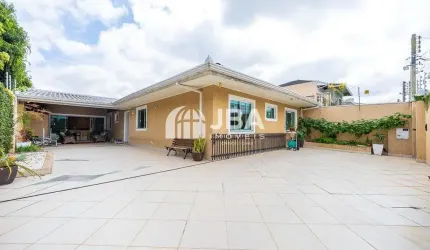 Casa com 3 quartos à venda na Bocaiúva, 212, Santa Quitéria, Curitiba, 190 m2 por R$ 1.200.000