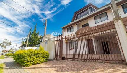 Casa com 3 quartos para alugar na Rua Doutor Carlos Bruno Breithaupt, 174, Jardim das Américas, Curitiba, 165 m2 por R$ 3.900