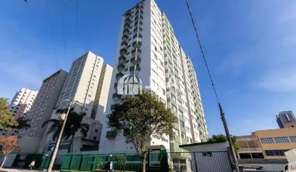 Apartamento com 3 quartos para alugar na Avenida Silva Jardim, 230, Rebouças, Curitiba, 102 m2 por R$ 2.600