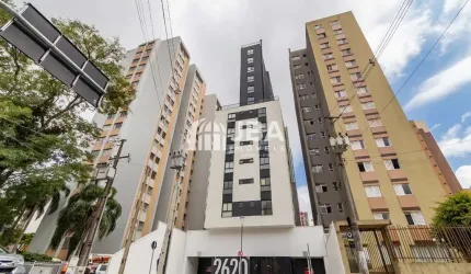 Apartamento com 2 quartos para alugar na Rua Guilherme Pugsley, 2620, Água Verde, Curitiba, 44 m2 por R$ 2.600