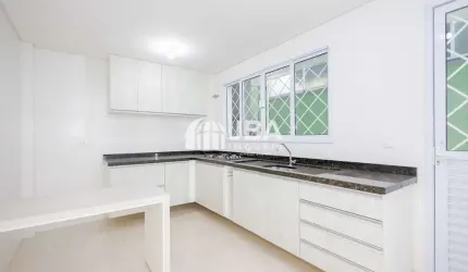 Casa com 3 quartos para alugar na Rua Professor Ary Nogueira dos Santos, 945, Boqueirão, Curitiba, 107 m2 por R$ 4.450