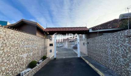 Casa em condomínio fechado com 3 quartos à venda na Rua Tenente Antônio Miranda Marques, 02, Uberaba, Curitiba, 52 m2 por R$ 375.000