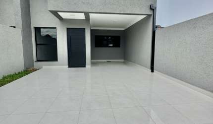 Casa Impecável com 3 quartos sendo 1 suíte – Próxima à Av. Rui Barbosa e BR-376!