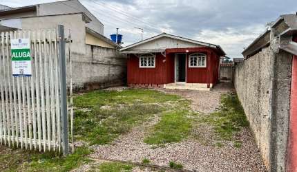 Casa de Madeira com 2 Quartos e Terreno Amplo no São Marcos – SJP