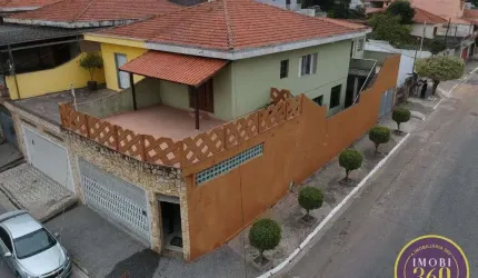Sobrado à Venda em Itaquera, São Paulo - SP
