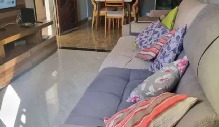 Sobrado à Venda em Moóca, São Paulo - SP