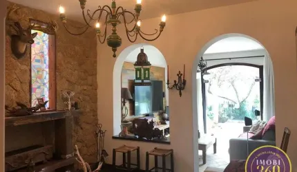 Sobrado à Venda em Vila Carrão, São Paulo - SP