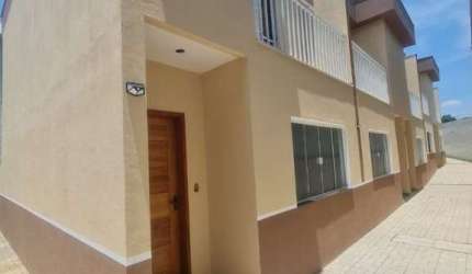 Sobrado à Venda em Caxangá, Suzano - SP