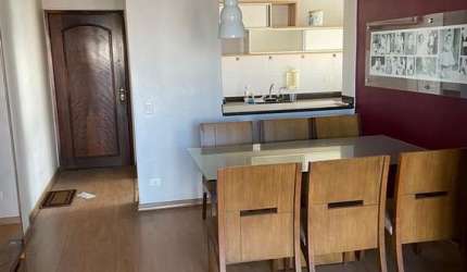 Apartamento com 02 dormitórios e suíte na Vila Manchester
