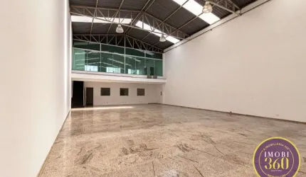 Galpão  Locação com 03 banheiros, escritório e vaga para 50