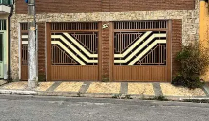 LINDO SOBRADO COM VAGA PARA 3 VEÍCULOS, NO PQ CRUZEIRO DO SUL