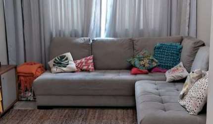 Casa de Condomínio com 02 suítes com vaga de garagem na Vila Dalila