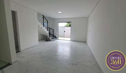 Sobrado com 2 Quartos (2 suites) e  2 banheiros à Venda, 107 m²