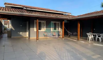 Casa com 3 dorms, Martim de Sá, Caraguatatuba - R$ 790 mil, Cod: 1914