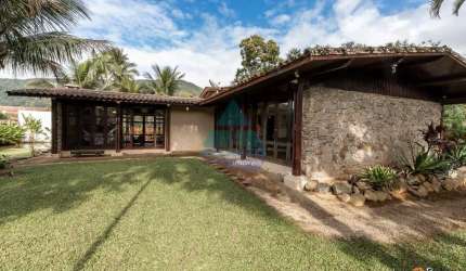 Casa com 3 dorms, Praia da Maranduba, Ubatuba - R$ 1.45 mi, Cod: 2173