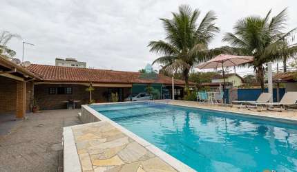 Casa com 4 dorms, Massaguaçu, Caraguatatuba - R$ 890 mil, Cod: 2213