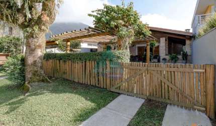 Casa com 5 quartos, Condomínio Lagoinha, Ubatuba - R$ 2.3 mi, Cod: 1195
