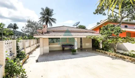 Casa com 4 quartos, Condomínio Samola, Ubatuba - R$ 950 mil, Cod: 1395