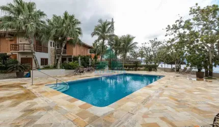 Casa com 3 dorms, Praia do Sapê, Ubatuba - R$ 2.9 mi, Cod: 2288