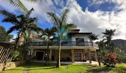 Casa com 6 quartos, Ubatuba Country, Ubatuba - R$ 5.5 mi, Cod: 2347