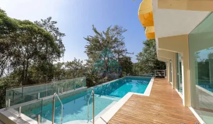 Casa com 4 dorms, Ponta das Toninhas, Ubatuba - R$ 4 mi, Cod: 2477