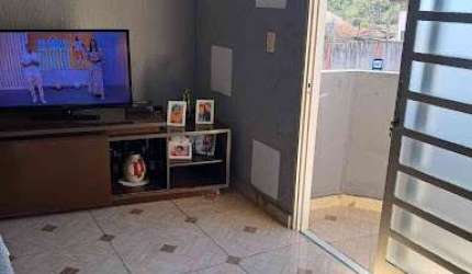 Casa de 3 dormitórios na região central de Sjcampos. Próximo a Havan