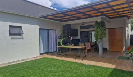 Casa com 3 dormitórios à venda, 134 m² por R$ 1.200.000,00 - Condomínio Terras do Vale - Caçapava/SP