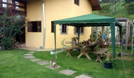 Chácara com 3 dormitórios à venda, 2000 m² por R$ 900.000,00 - Freitas - São José dos Campos/SP