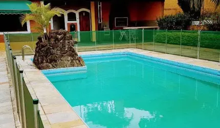 Casa com 4 quartos, Lagos de Santa Helena, Bragança Paulista - R$ 1.6 mi, Cod: 71672259