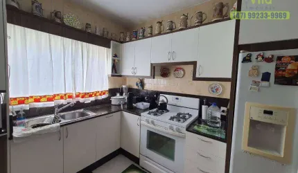 Casa com 4 dormitórios, 225 m² - venda por R$ 1.500.000 ou aluguel por R$ 7.551/mês - Vorstadt - Blumenau/SC / La  Vita Imoveis