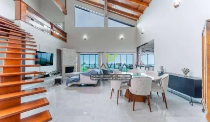 Casa de Alto Padrão a Venda - 4 Suítes - 7.920m² Terreno - 550m² Área Construida- Praia do Estaleiro - Balneário Camboriú SC | La Vita Imóveis