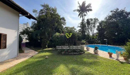 Casa Residencial ou Comercial á Venda Com 558m² Área Construída - 4 Dormitórios - Bairro Badenfurt - Blumenau SC | La Vita Imóveis