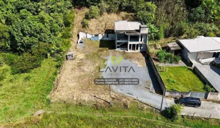Terreno com 1.300m² mais Casa em Construção de 220m² a Venda no Bairro Belchior Central, Gaspar SC | La Vita Imóveis