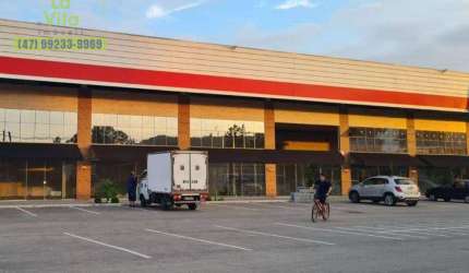 Loja para alugar, 55 m² por R$ 3.651,00/mês - Sete de Setembro - Gaspar/SC