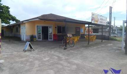CASA COM  PONTO COMERCIAL COROADOS